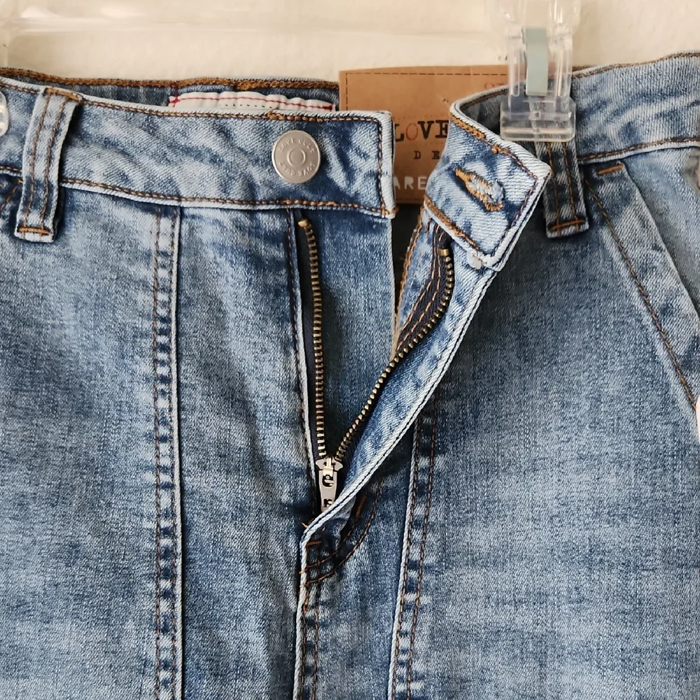 LOVE CULT DENIM Classic Blue Flare Leg High Rise Jeans  Sz 5 Y2K retro NWT - Picture 6 of 16